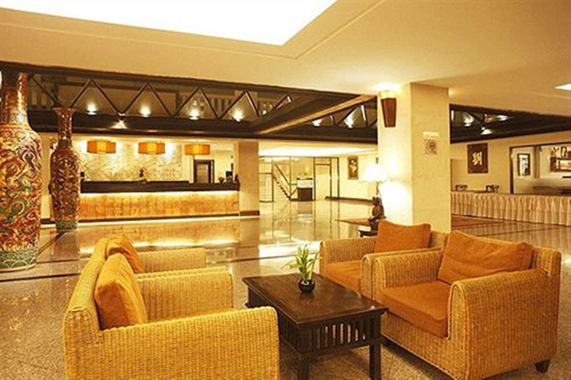 Royal Peninsula Hotel Chiangmai Chiang Mai Extérieur photo
