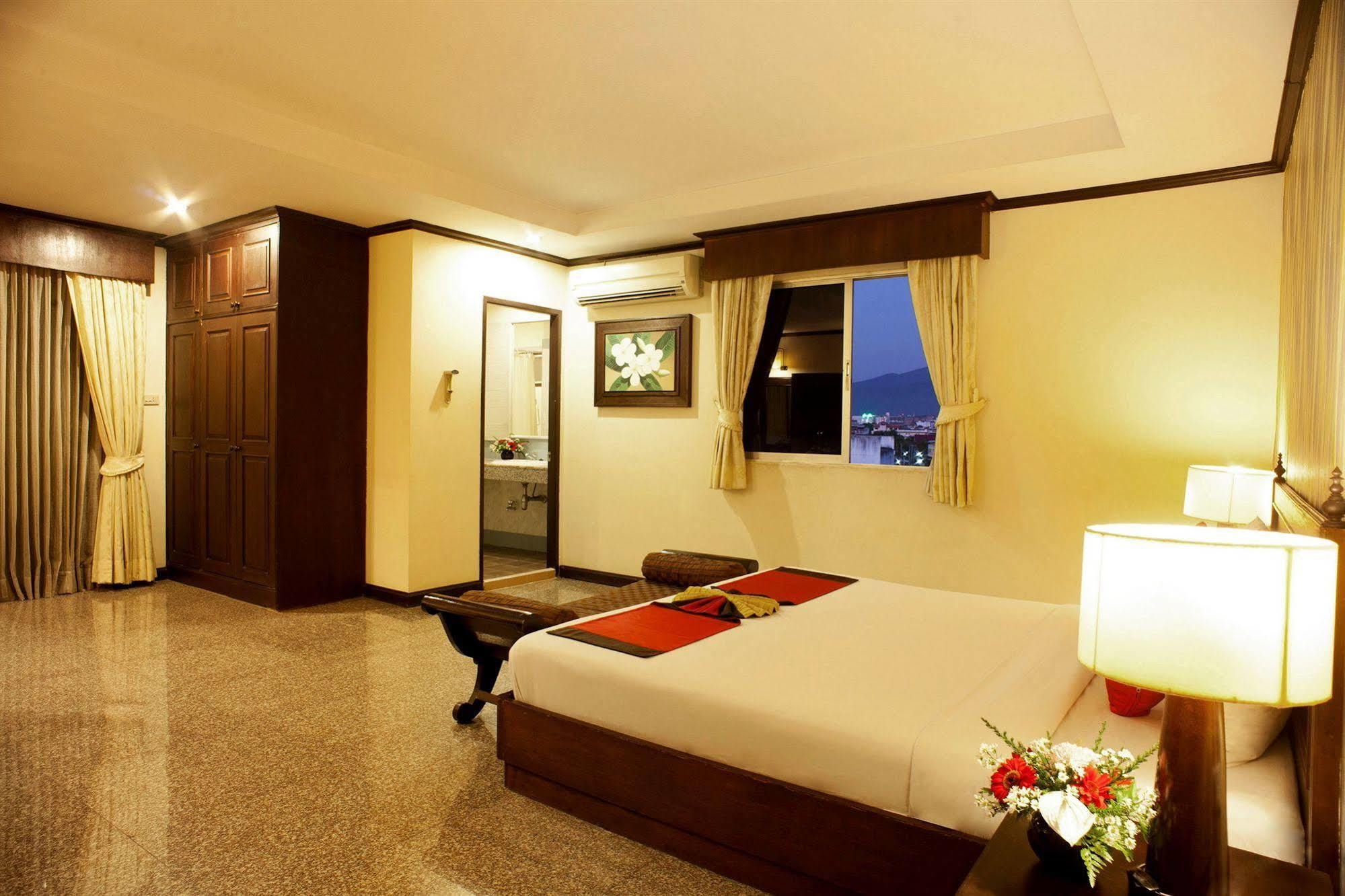 Royal Peninsula Hotel Chiangmai Chiang Mai Extérieur photo