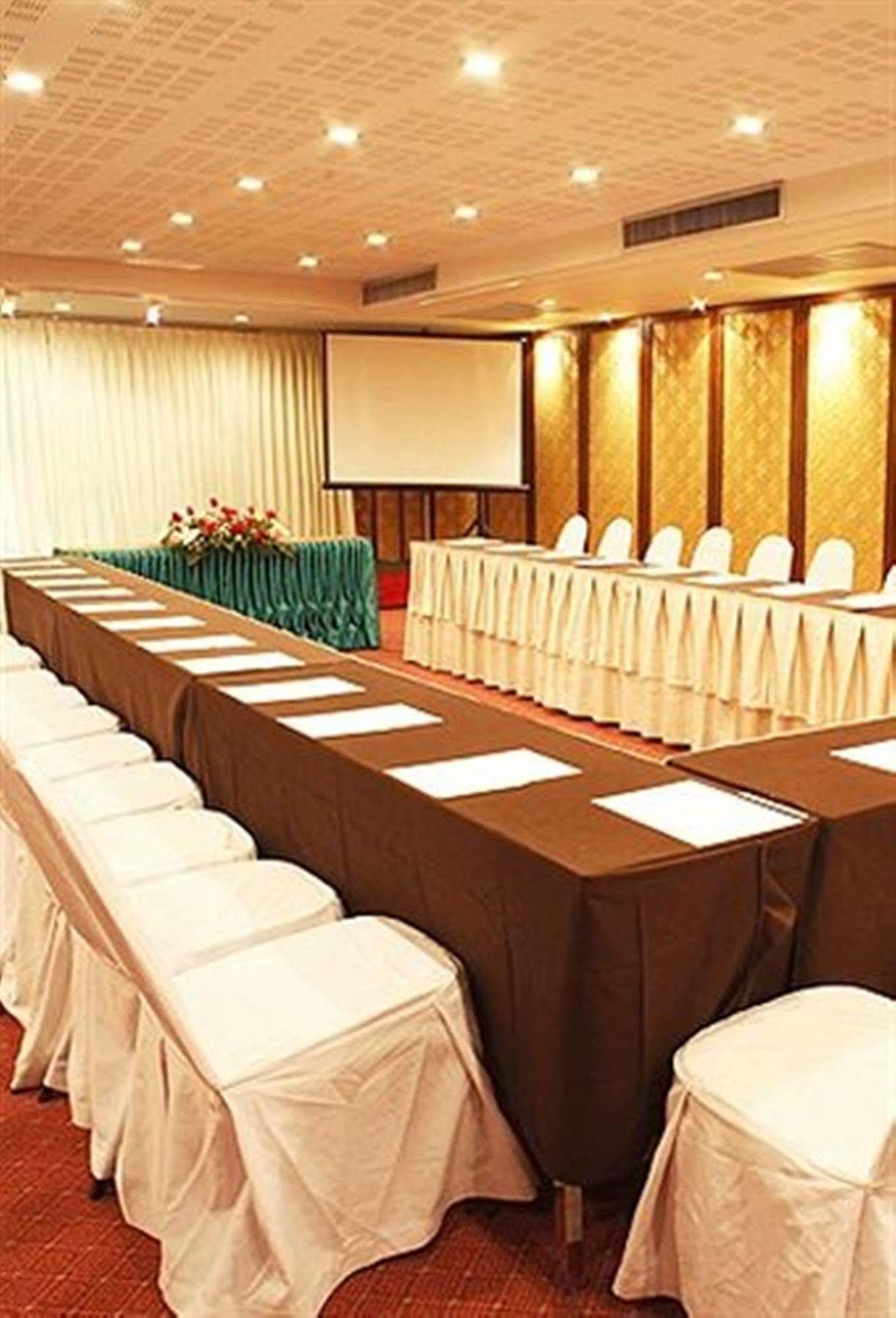 Royal Peninsula Hotel Chiangmai Chiang Mai Extérieur photo